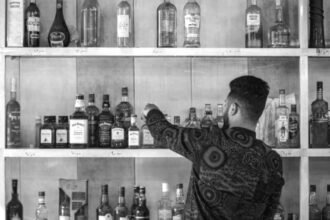 सऊदी अरब शराब से हटाएगा बैन, 600 टूरिस्ट प्लेस पर खुलेंगी दुकानें