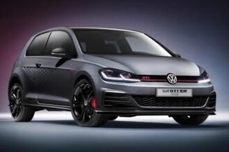 फॉक्सवैगन की गोल्फ GTI प्रीमियम हैचबैक लॉन्च, जानिए कीमत और फीचर्स