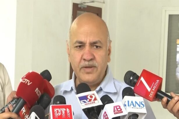 कक्षा निर्माण में भ्रष्टाचार का मामला : ACB के समक्ष पेश हुए मनीष सिसोदिया, कहा- मामला राजनीति से प्रेरित