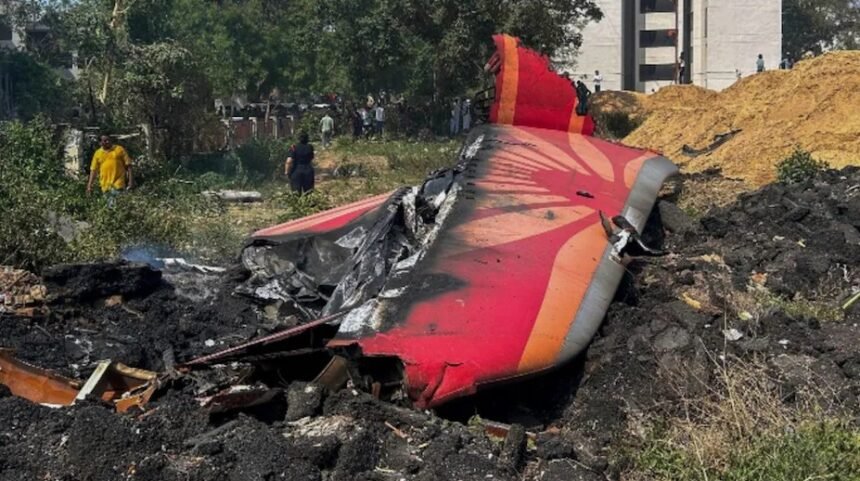 अहमदाबाद विमान हादसा- मरने वालों का आंकड़ा 275 पहुंचा, मंत्री बोले- 3 महीने में मिलेगी जांच रिपोर्ट