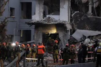 ट्रम्प की तुरंत तेहरान खाली करने की चेतावनी: नेतन्याहू बोले- खामेनेई की हत्या से जंग खत्म होगी, भारतीयों को तेहरान छोड़ने की सलाह