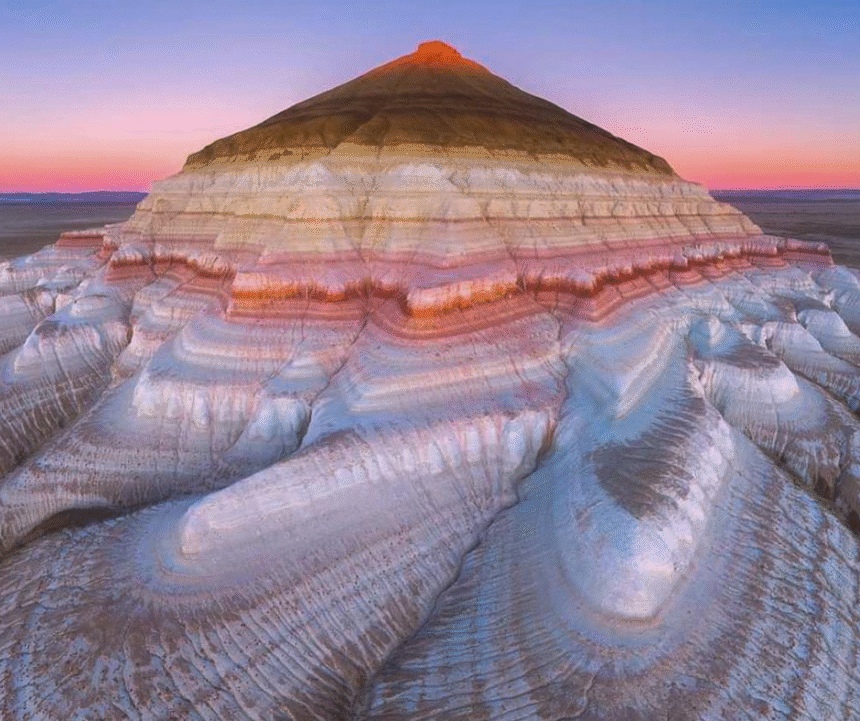 मंगिस्टाउ पठार : दूसरी दुनिया जैसी कजाकिस्तान की यह रहस्यमयी जगह