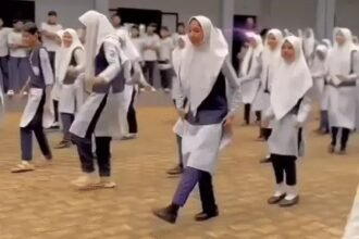 केरल के स्कूलों में जुम्बा क्लास, मुस्लिम संगठन का विरोध: बोले- ये अश्लीलता, शिक्षा मंत्री ने कहा- ऐसी सोच ड्रग्स से ज्यादा जहरीली