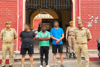 हनीट्रैप में फंसाकर मांगी 51 लाख रुपए की रंगदारी, तीन गिरफ्तार