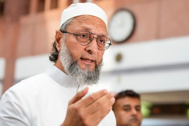 असदुद्दीन ओवैसी बिहार चुनाव 2025 में AIMIM की रणनीति