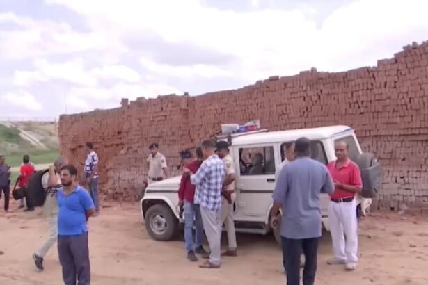 गोपाल खेमका हत्याकांड : पुलिस एनकाउंटर में मारा गया हथियार मुहैया कराने वाला आरोपी विकास