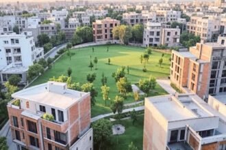 लखनऊ की सौमित्र विहार योजना में प्लॉट आवंटन के लिए किसानों की लॉटरी प्रक्रिया, 22-23 सितंबर 2025