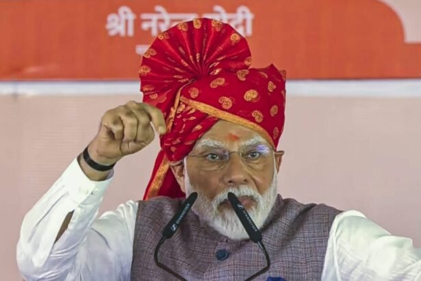 Asia Cup 2025 जीत के बाद टीम इंडिया मैदान पर जश्न मनाती हुई