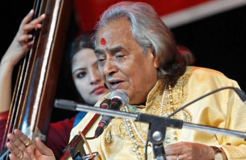 पद्मविभूषण शास्त्रीय गायक पंडित छन्नूलाल मिश्र जी का अंतिम चित्र, भारतीय संगीत को समर्पित जीवन का सम्मानजनक विदाई क्षण।