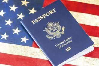 अमेरिका में वर्क-वीज़ा नियमों में कड़ाई, H-1B और EAD धारकों के लिए नई चुनौतियां।