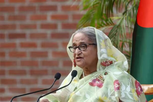 बांग्लादेश की पूर्व प्रधानमंत्री शेख हसीना अदालत में फैसले का सामना करते हुए, उनके खिलाफ मौत की सजा की मांग, देश में सुरक्षा बढ़ाई गई।