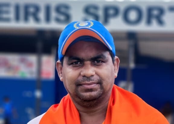 कोलंबो में दिव्यांग क्रिकेट मैच के दौरान खेलते भारतीय टीम के खिलाड़ी और वसीम अहमद का प्रदर्शन।