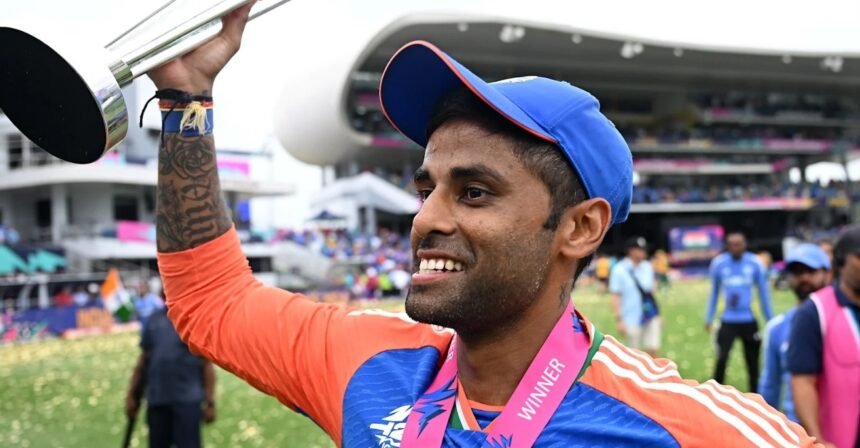 भारत के कप्तान सूर्यकुमार यादव T20 वर्ल्ड कप 2025 की तैयारी के दौरान मीडिया से बातचीत करते हुए।