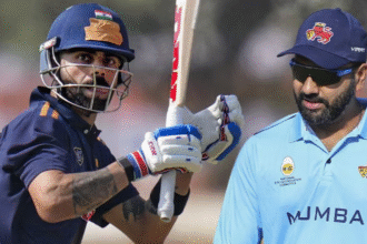 विजय हजारे ट्रॉफी 2025-26 में शतक जड़ते विराट कोहली और 155 रन बनाते रोहित शर्मा