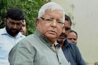 विजय कृष्ण का राजद से इस्तीफा, लालू यादव और तेजस्वी यादव के लिए बड़ा राजनीतिक झटका