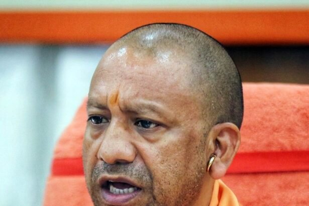 उत्तर प्रदेश भाजपा प्रदेश अध्यक्ष पद के लिए नामांकन प्रक्रिया और संभावित उम्मीदवारों पर चर्चा करते हुए पार्टी नेता।