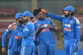 भारत-साउथ अफ्रीका दूसरे वनडे के बाद केएल राहुल प्रेस कॉन्फ्रेंस में हार पर प्रतिक्रिया देते हुए।