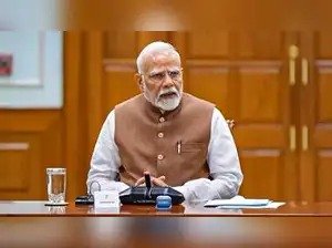 कांग्रेस नेताओं की प्रेस कॉन्फ्रेंस, पीछे अमेरिका की राष्ट्रीय सुरक्षा रणनीति से जुड़े ग्राफिक्स और मोदी सरकार पर सवाल