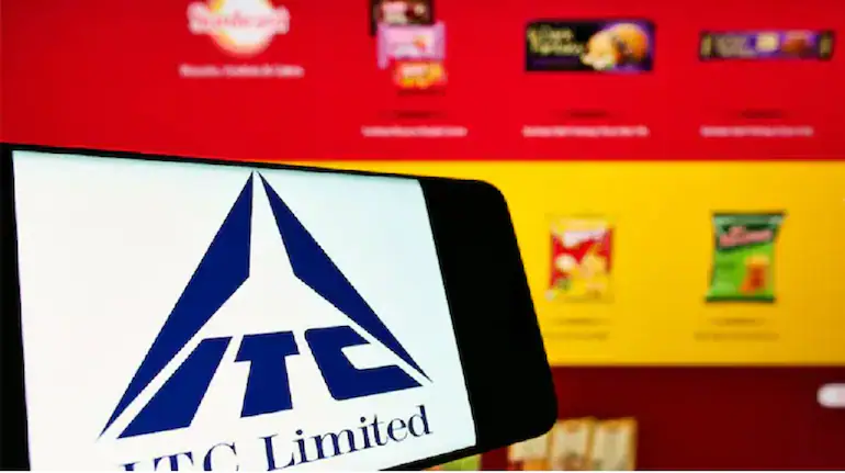 ITC लिमिटेड का शेयर चार्ट दिखाता है सिगरेट एक्साइज ड्यूटी बढ़ोतरी और ब्लॉक डील के बाद 21 महीने के निचले स्तर पर गिरावट