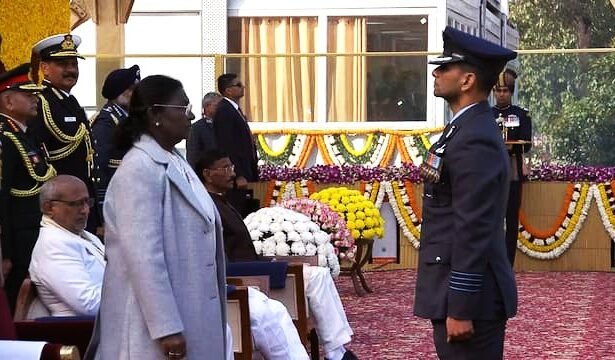 अशोक चक्र से सम्मानित भारतीय वायुसेना के ग्रुप कैप्टन और अंतरिक्ष यात्री शुभांशु शुक्ला