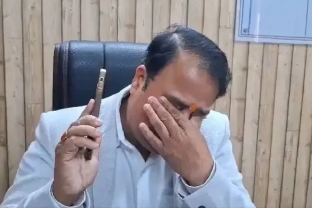 शंकराचार्य विवाद के बीच इस्तीफा देने वाले अयोध्या के जीएसटी आयुक्त प्रशांत कुमार सिंह