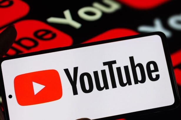 YouTube Music एप स्क्रीन पर AI-संगीत गाने, उपयोगकर्ता गुस्से में