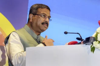 यूजीसी 2026 नियमों पर बयान देते केंद्रीय शिक्षा मंत्री धर्मेंद्र प्रधान