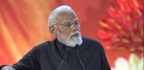 प्रधानमंत्री नरेंद्र मोदी विकसित भारत यंग लीडर्स डायलॉग 2026 में युवाओं को संबोधित करते हुए