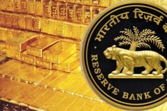 सोने की छवि और SGB बॉन्ड के साथ आरबीआई का लोगो, पूर्व परिपक्वता पर निवेशक लाभ को दर्शाता दृश्य