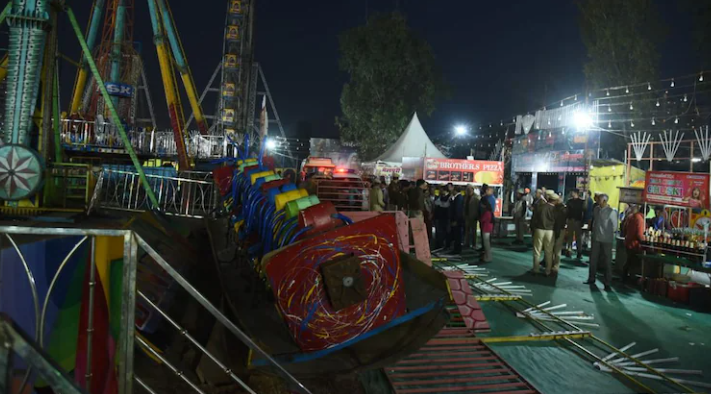 सूरजकुंड मेले में टूटे झूले का घटनास्थल और पुलिस जांच