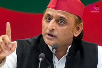 प्रेस कॉन्फ्रेंस में फॉर्म-7 मुद्दे पर बोलते हुए समाजवादी पार्टी अध्यक्ष अखिलेश यादव