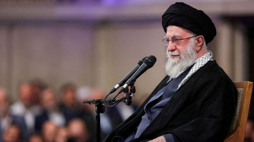 अयातुल्लाह अली खामेनेई के बाद ईरान की सत्ता को लेकर उत्तराधिकारी की दौड़, जिसमें मोजतबा खामेनेई और हसन खुमैनी प्रमुख दावेदार