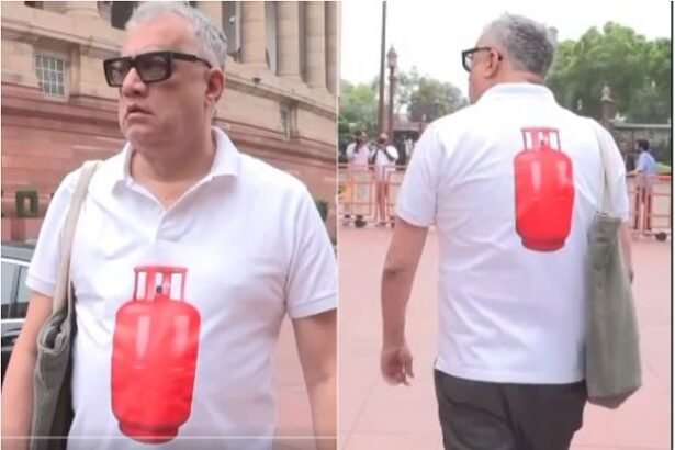 टीएमसी सांसद डेरेक ओब्रायन संसद में एलपीजी सिलेंडर वाली टी-शर्ट पहनकर, एलपीजी सिलेंडर की कमी और सरकार पर विरोध प्रदर्शन