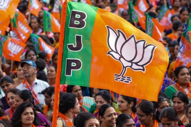 तमिलनाडु चुनाव से पहले एनडीए गठबंधन के नेताओं की बैठक और सीट शेयरिंग पर चर्चा