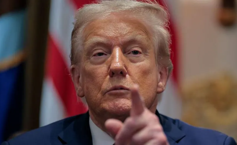 Donald Trump और Kier Starmer के बीच ईरान युद्ध को लेकर कूटनीतिक विवाद, ट्रंप ने ट्रुथ सोशल पर ब्रिटेन को लताड़ा