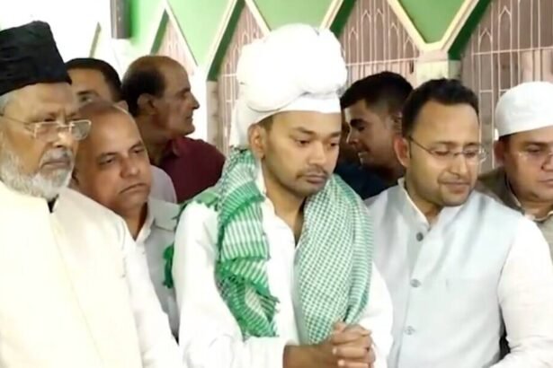 तीश कुमार के बेटे निशांत कुमार पटना दरगाह पर चादर चढ़ाते हुए, JDU में एंट्री के बाद पहला राजनीतिक कदम