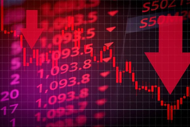 लाल निशान के साथ शेयर बाजार के सूचकांक और सेंसेक्स-निफ्टी के गिरते आंकड़े