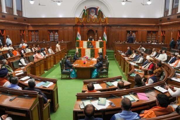 दिल्ली विधानसभा को बम से उड़ाने की धमकी के बाद सुरक्षा एजेंसियां हाई अलर्ट पर और परिसर में सघन जांच अभियान