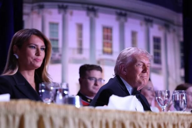 व्हाइट हाउस कॉरेस्पोंडेंट्स डिनर के दौरान फायरिंग की घटना के बाद अफरा-तफरी, डोनाल्ड ट्रंप और अन्य नेता सुरक्षित निकाले गए