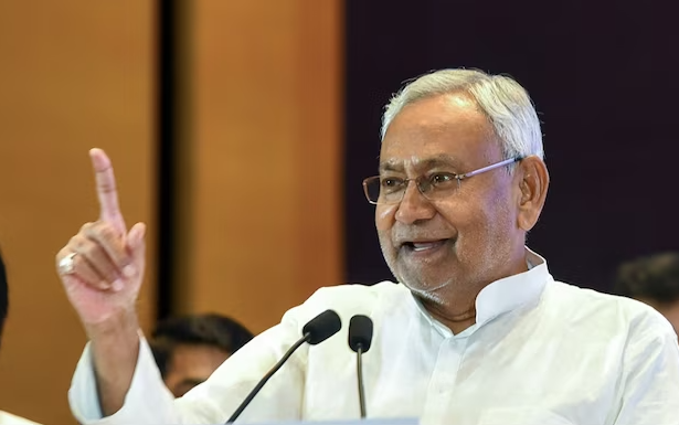 बिहार के नए मुख्यमंत्री पर सस्पेंस खत्म! मनोज तिवारी ने बता दी 'डेडलाइन', जानें किस दिन साफ होगी अगले सीएम की तस्वीर.