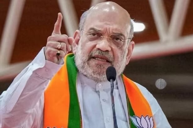 कोलकाता में भाजपा नेताओं की बैठक का दृश्य, जिसमें अमित शाह, शुभेंदु अधिकारी और अन्य नेता मौजूद हैं और पश्चिम बंगाल के मुख्यमंत्री चयन पर चर्चा हो रही है