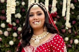 भोपाल में महिला की संदिग्ध मौत मामले में न्याय की मांग करते परिजन, पुलिस जांच जारी।