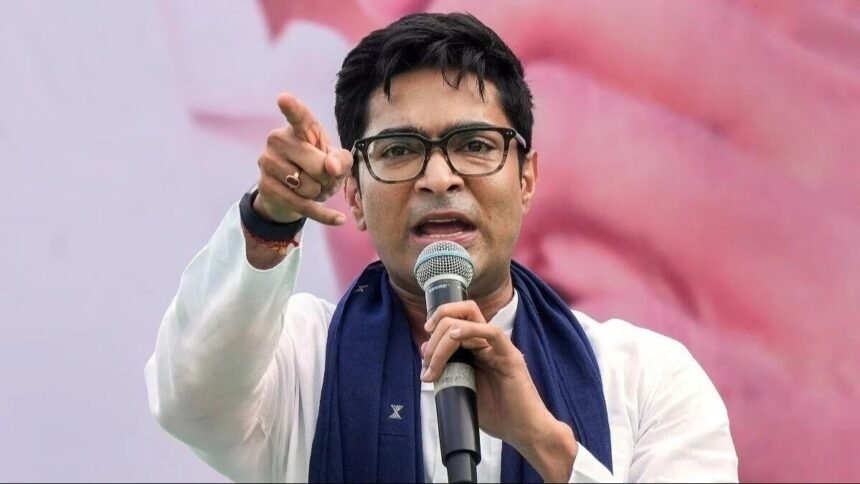पश्चिम बंगाल की मंत्री अग्निमित्रा पॉल मीडिया से बातचीत करते हुए, अभिषेक बनर्जी पर हुए कथित हमले और राजनीतिक विवाद पर प्रतिक्रिया देती हुईं।