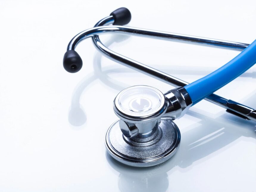 NEET पेपर लीक विवाद को लेकर प्रधानमंत्री नरेंद्र मोदी को पत्र लिखकर मुआवजे की मांग करते CJP संस्थापक अभिजीत दीपके