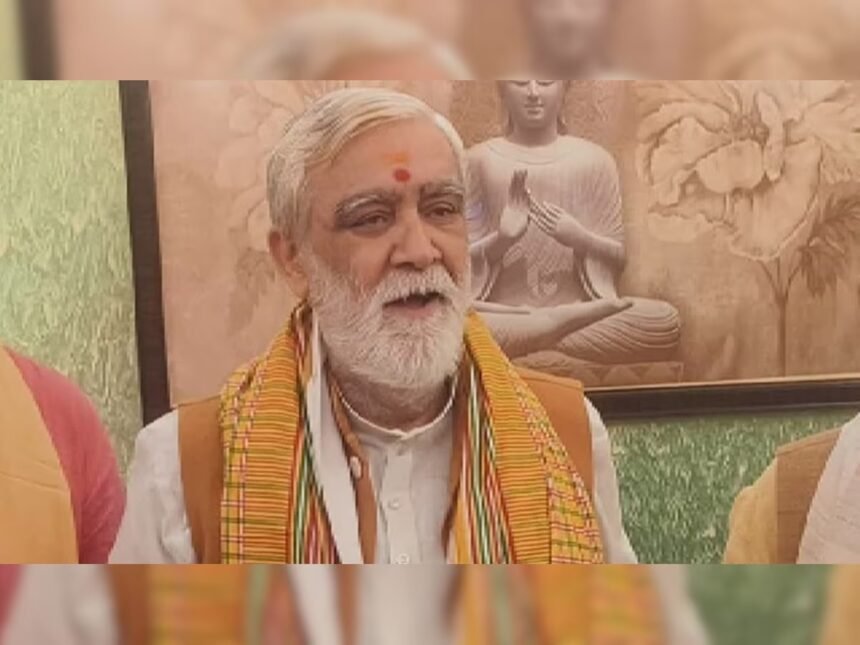 आरा एनकाउंटर मामले पर प्रतिक्रिया देते हुए पूर्व केंद्रीय मंत्री अश्विनी कुमार चौबे, पुलिस कार्रवाई की निष्पक्ष जांच और दोषियों पर सख्त कार्रवाई की मांग करते हुए