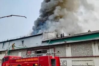 लखनऊ चिनहट हिमालयन कोल्ड स्टोरेज में लगी भीषण आग