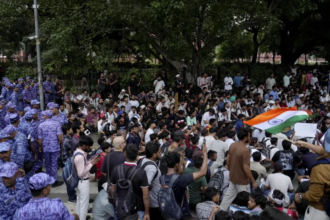 जंतर-मंतर पर CJP के संसद मार्च के दौरान प्रदर्शनकारियों और पुलिस के बीच झड़प
